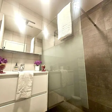 דירה Modern Two Bedrooms In Center With A Private Parking לוקסמבורג