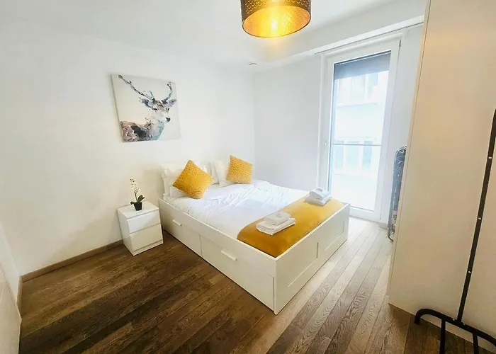 Modern Two Bedrooms In Center With A Private Parking 룩셈부르크